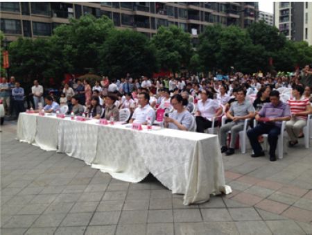 ag平台游戏官网物业积极响应“优化居住环境”百日行动