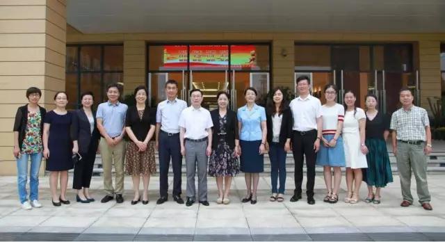 念师恩：杭州市委常委、宣传部长戚哮虎一行莅临北师大附中慰问参观